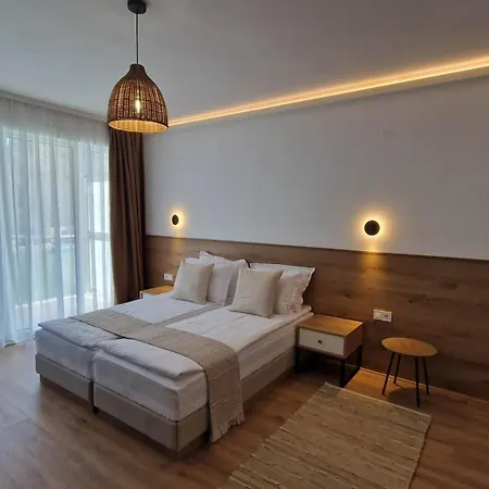 Waterside Hotell 3*