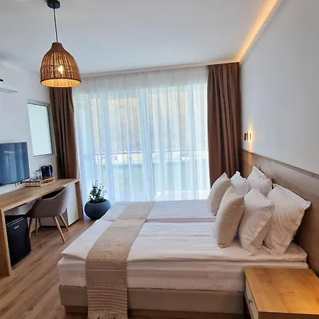 Hotel Waterside 3*