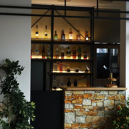 Hotell Waterside 3*