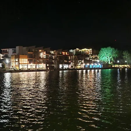 Waterside Hotell 3*