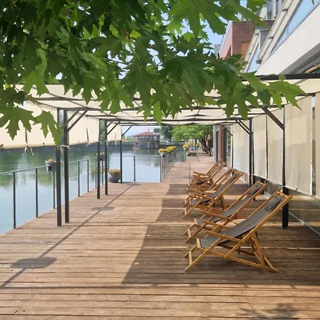 Hotell Waterside