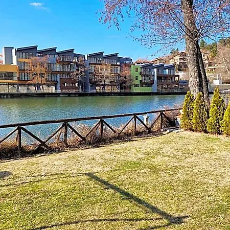 Waterside 3*