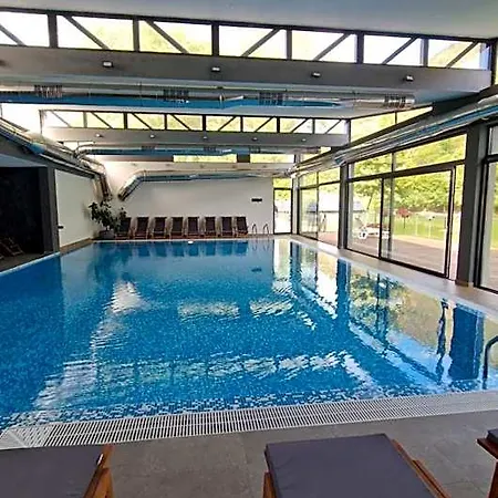 Waterside 3* אוגניאנובו