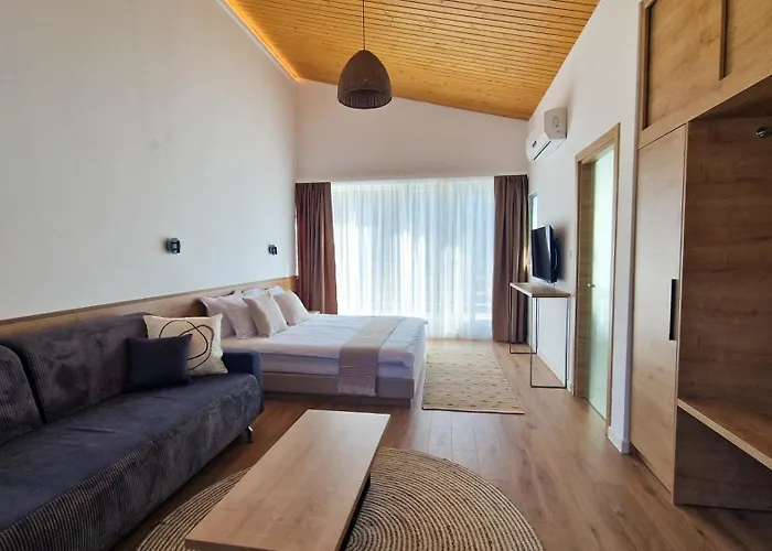 Waterside אוגניאנובו